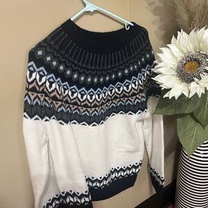 Hollister Women's Sweater - Black, White, and Tan